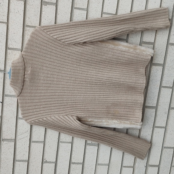 Tan Furry Jacket - Picture 9 of 9